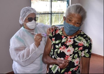 Comunidades Quilombolas são vacinadas em Antônio Dias