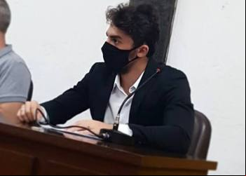 VEREADORES VOTAM CONTRA PROJETO QUE EXIGIA QUALIFICAÇÃO PARA CARGOS DE CONFIANÇA NA PREFEITURA DE NOVA ERA