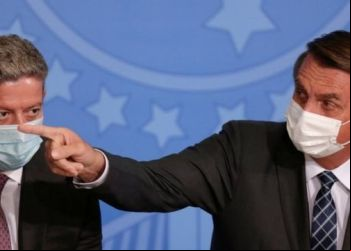CÂMARA REJEITA PROPOSTA QUE TORNAVA OBRIGATÓRIO O VOTO IMPRESSO