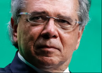 Indicadores confirmam recuperação da economia, diz Guedes