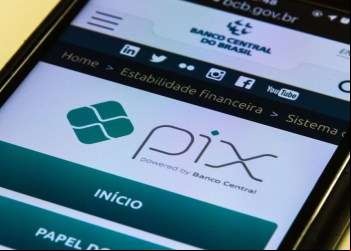 Pix terá medidas de segurança para coibir sequestros e roubos