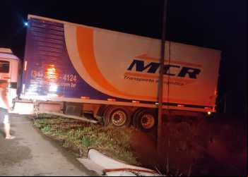 TENTATIVA DE ASSALTO EM NOVA ERA TERMINA EM ACIDENTE NA BR-381 DURANTE A MADRUGADA