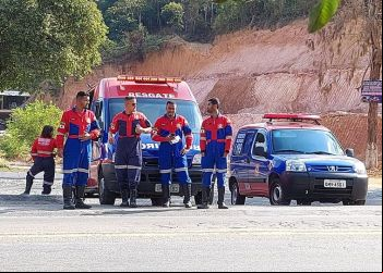 BOMBEIROS VOLUNTÁRIOS RECEBEM REFORÇO DA DOSE EXTRA CONTRA A COVID: