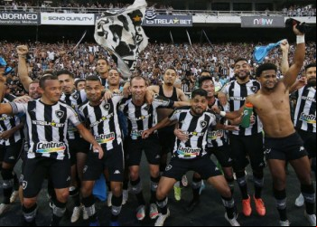 Botafogo bate Operário-PR e garante retorno à Série A do Brasileiro