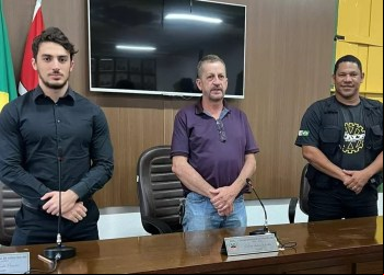 ELEITA A NOVA MESA DIRETORA DA CÂMARA MUNICIPAL DE NOVA ERA