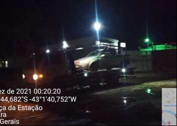 DOIS SÃO PRESOS FURTANDO NA ÁREA DA VALE EM BELA VISTA DE MINAS