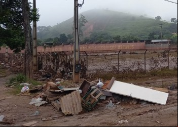 NOVA ERA: VEJA COMO FICOU O CAMPO DO BG APÓS A ENCHENTE