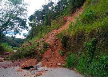 ESTRADA DE MONLEVADE A RIO PIRACICABA ESTÁ INTERDITADA