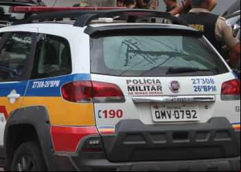 NOVA ERA: MULHER SE A POR FUNCIONÁRIA DO BB E É PRESA POR ESTELIONATO NO BAIRRO ESTAÇÃO