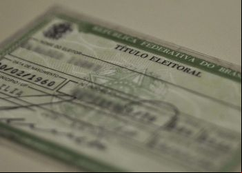 Campanha do TSE emite título de eleitor para quase 100 mil jovens