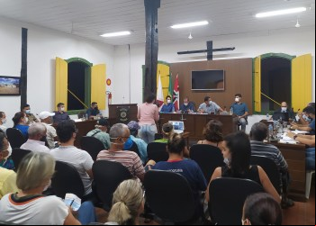 REUNIÃO PÚBLICA NA CÂMARA DE NOVA ERA REUNIU POPULARES, EXECUTIVO MUNIAL E POPULARES