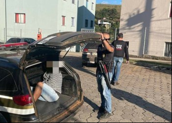 POLÍCIA PRENDE 4 EM SANTA BÁRBARA POR CRIMES SEXUAIS CONTRA CRIANÇAS