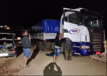 URGENTE:DESVIO DE ABRE CAMPO INTERDITADO, CARRETA QUEBRADA