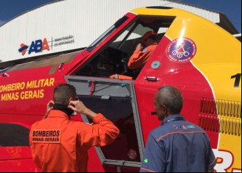 CBMMG recebe nova aeronave para combate a incêndio em vegetação