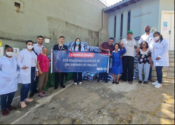 REDE INDIANA INAUGURA LOJA EM NOVA ERA E DOA UM CAMINHÃO DE FRALDAS PARA O LVSJNE
