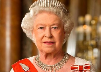 Morre a rainha Elizabeth II, aos 96 anos, na Escócia