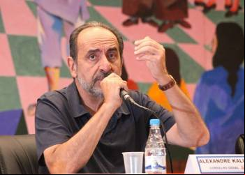 Campanha de Kalil suspeita de sabotagem interna na PBH após erros em datas de contrato