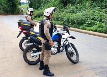 MOTO PATRULHA DE NOVA ERA INTENSIFICA PATRULHAMENTO EM VÁRIOS BAIRROS, MORADORES COMENTAM