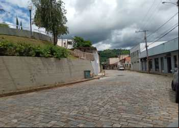 CARRO PEGA FOGO E GAVE É ACIONADO PARA DEBELAR AS CHAMAS