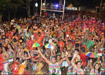 PREFEITURA DE NOVA ERA ANUNCIA CARNAVAL 2023 E CONVIDA BLOCOS CARNAVALESCOS