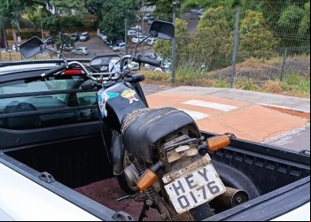 PERSEGUIÇÃO POLICIAL EM BELA VISTA DE MINAS TERMINA COM MENOR E MOTO APREENDIDOS