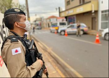 DOIS JOVENS SÃO MORTOS A TIROS EM SÃO JOSÉ DO GOIABAL NO MÉDIO PIRACICABA