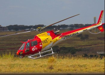 JOVEM É LEVADO DE HELICÓPTERO APÓS ACIDENTE NA ESTRADA DE SANTA MARIA