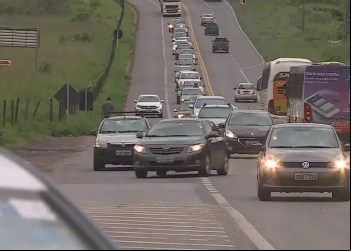 FERIADÃO DO DIA DO TRABALHO TERÁ RESTRIÇÃO PARA VEÍCULOS DE CARGA EM RODOVIAS MINEIRAS