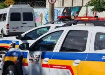 HOMEM É PRESO EM S.D. PRATA COM DROGA NO CARRO