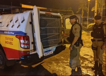 PM DE SANTA BÁRBARA PRENDE MULHER QUE CHEFIAVA O TRÁFICO DE DROGAS