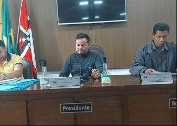 JUSTIÇA SUSPENDE AUMENTO DE SÁLARIO DE PREFEITO, VICE, SECRETÁRIOS E VEREADORES DE NOVA ERA