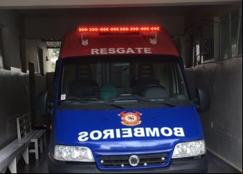 MOTOCICLISTA SOFRE ACIDENTE NO CENTRO DO PRATA