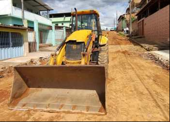 Rua ametista no colina começa a receber novo calçamento