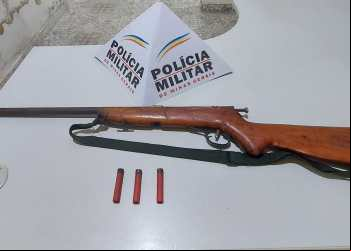 Pm do Prata apreende arma de fogo no bicudo