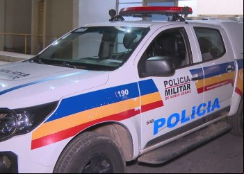 JOVEM PERDE NO TIGRINHO E DIZ PARA POLÍCIA QUE FOI ASSALTADO EM MONLEVADE