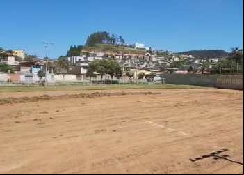 ESTÁDIO TIÃO ALFAIATE NO BAIRRO DAS GRAÇAS RECEBERÁ NOVO GRAMADO