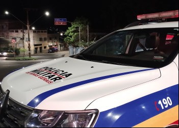 HOMEM ARMADO É PRESO NO CENTRO DE SÃO DOMINGOS DO PRATA