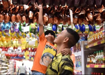 COM ALTA DOS OVOS DE PASCOA NOS SUPERMERCADOS, CLIENTES OPTAM POR CONFEITEIRAS ARTESANAIS