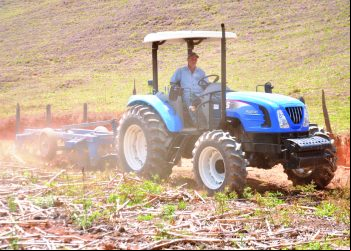 ACIANE PROMOVE I DIA DE CAMPO PARA CAPACITAR PRODUTORES RURAIS E INCENTIVAR PRÁTICAS SUSTENTÁVEIS